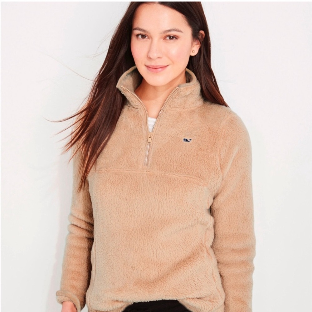 Vineyard Vines 1/2 zip fleece pullover
New with tag
